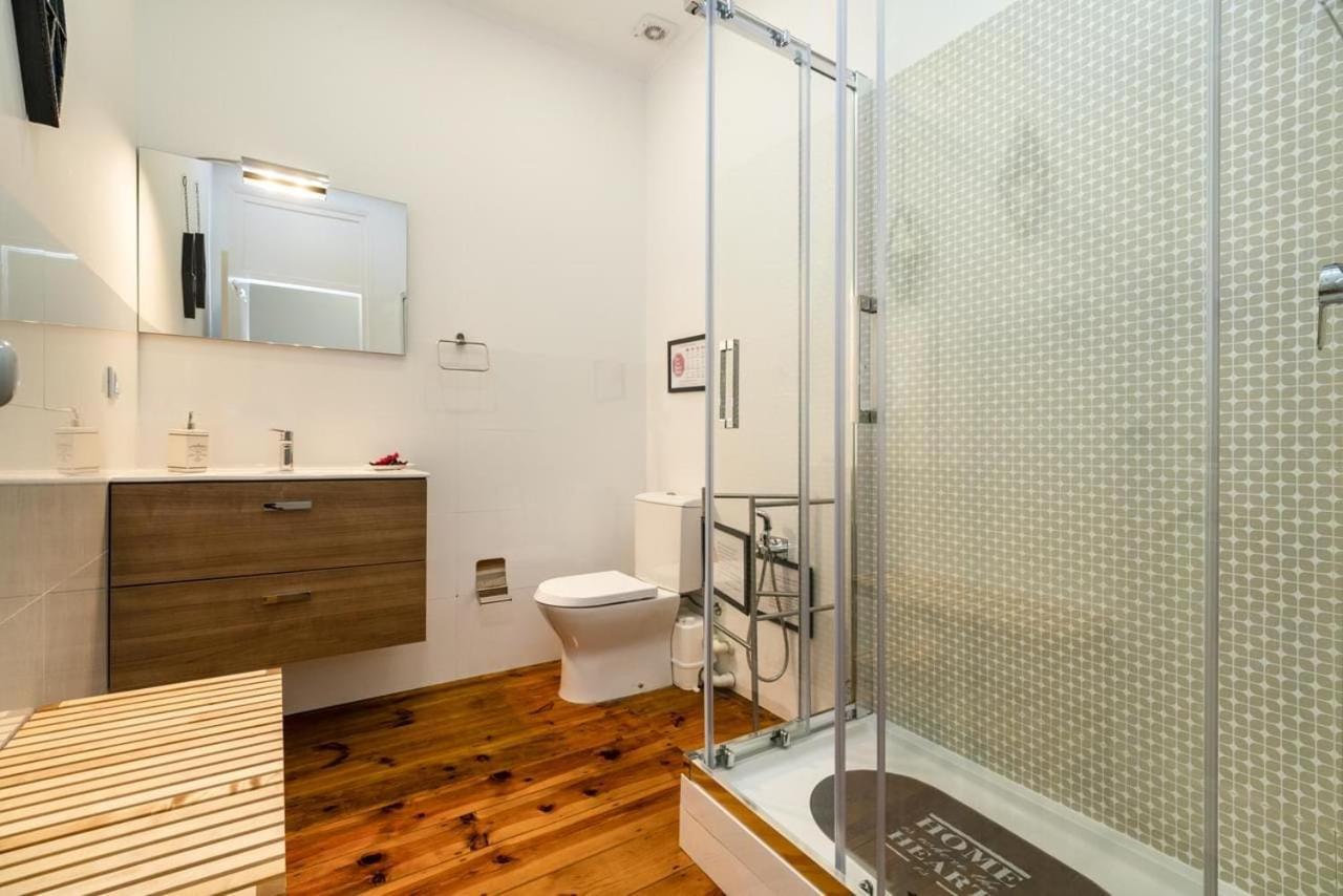 Rustic M2 R1 - Amazing Double Room With Shared Bathroom Lisboa Ngoại thất bức ảnh